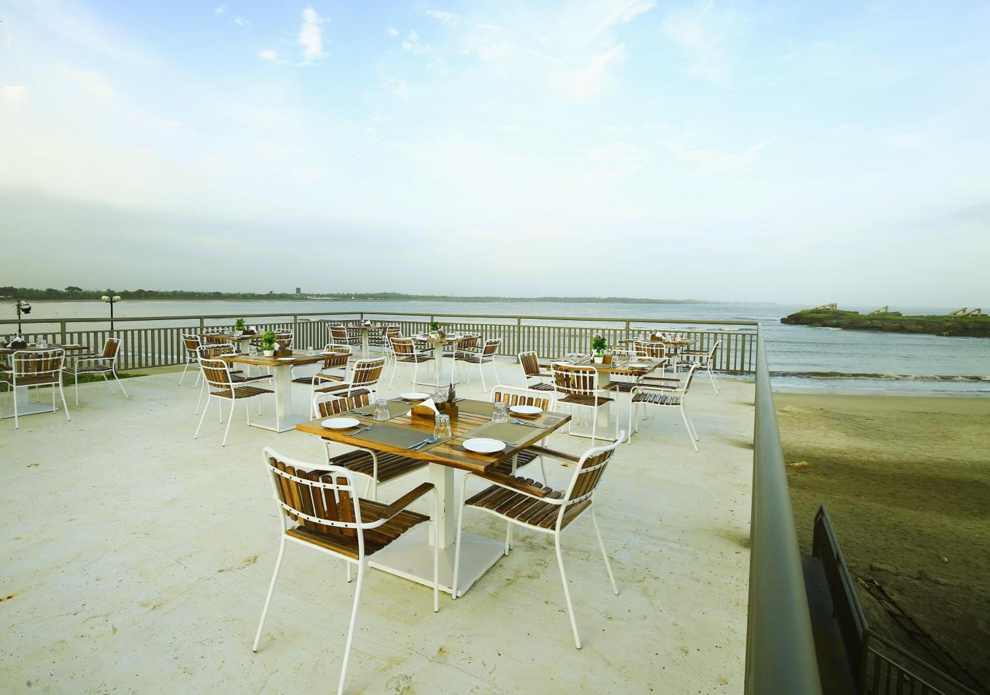 Kamnath Zinc Journey By The Fern, Diu Hotel Екстериор снимка