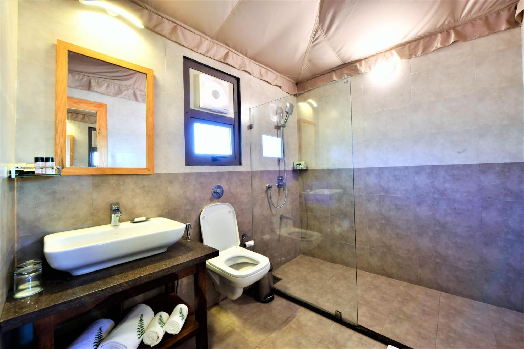 Kamnath Zinc Journey By The Fern, Diu Hotel Екстериор снимка